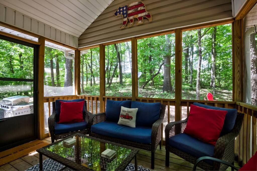 Less Than 3 Miles To Downtown With Firepit Ellijay Exterior photo