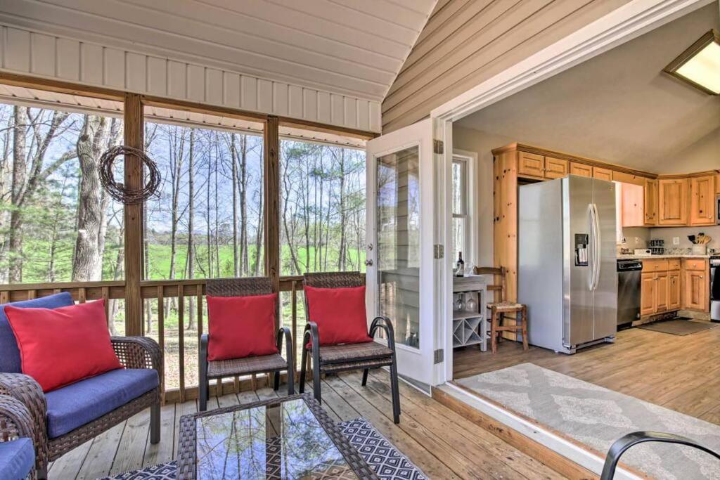 Less Than 3 Miles To Downtown With Firepit Ellijay Exterior photo