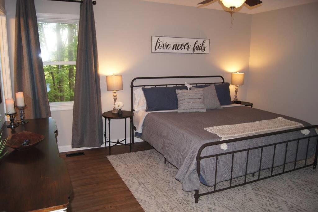 Less Than 3 Miles To Downtown With Firepit Ellijay Exterior photo